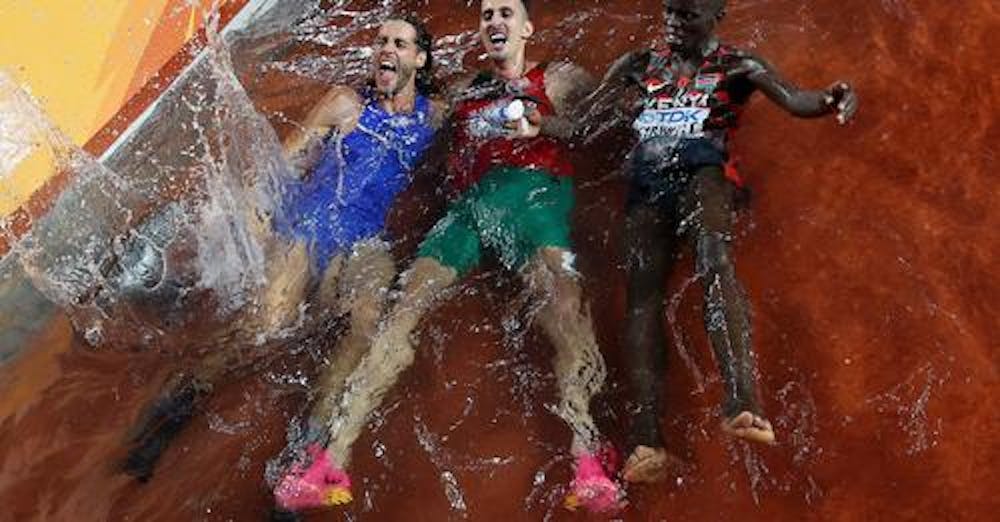 Βουδαπέστη 2023: Το μοναδικό σόου του Ιταλού σταρ Gianmarco Tamberi μετά τη νίκη του runbeat.gr